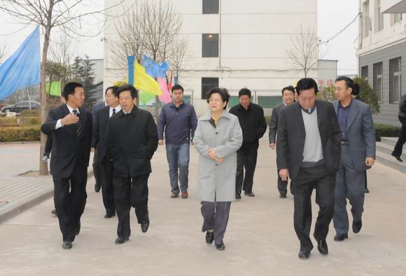 1550895427125519.jpg 2009111216295770857.jpg