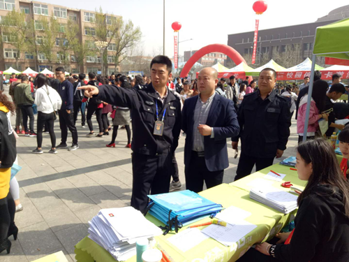 点击在新窗口打开